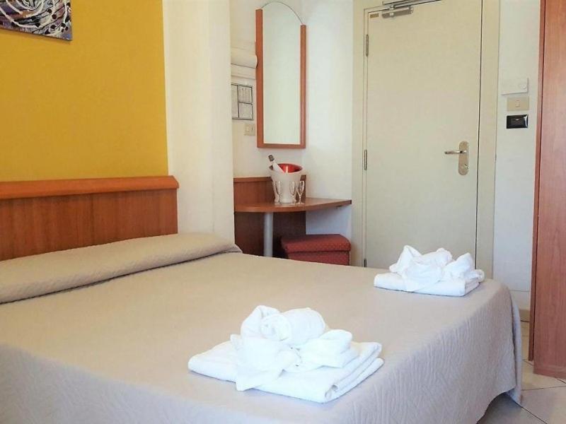 Hotel Bengasi Rimini Kültér fotó