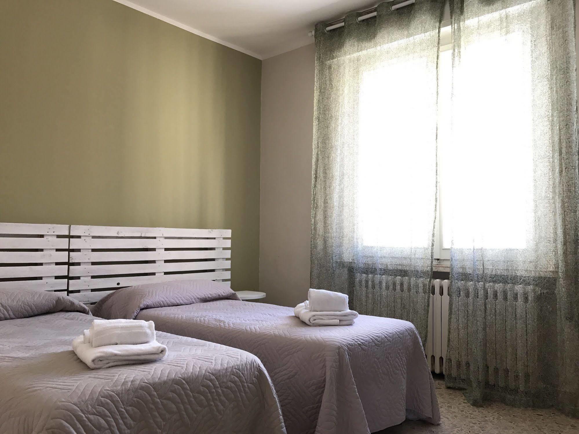 Hotel Bengasi Rimini Kültér fotó