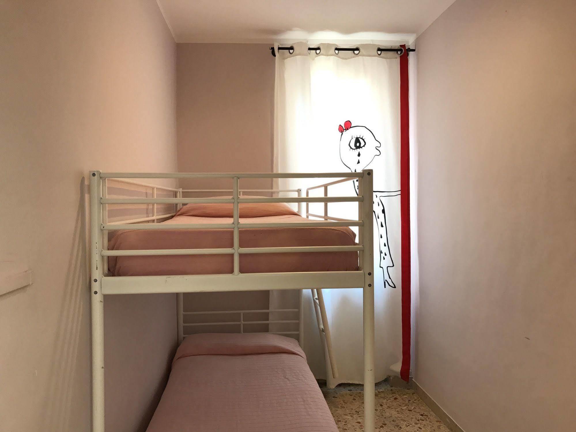 Hotel Bengasi Rimini Kültér fotó